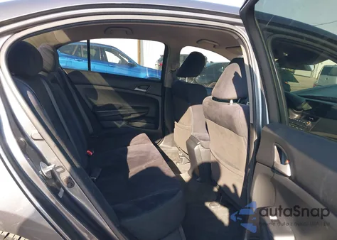 2011 Honda Accord 2.4 Lx from USA, damaged, VIN 1HGCP2F35BA030597